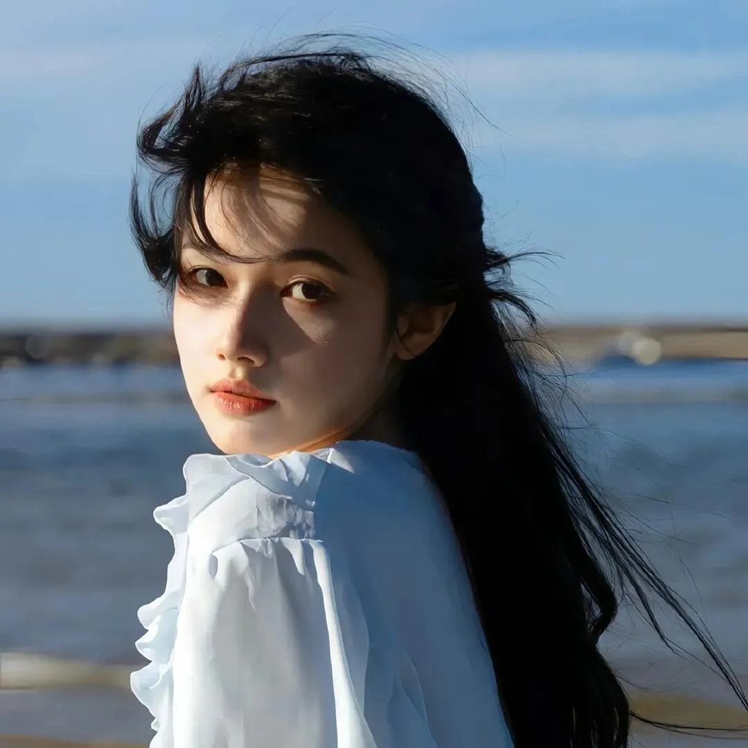 我的隐藏大佬身份被曝光了